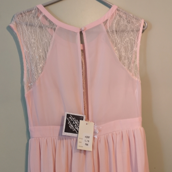 Pink formal dress size large - Picture 7 of 7